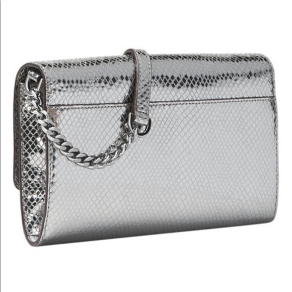 💜Michael Kors Mott Metallic Leather Crossbody💜 - Picture 9 of 10